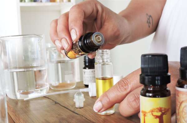 1° Tramo (5 meses - de Marzo a Julio) FitoAromaterapia + Matricula Incluida